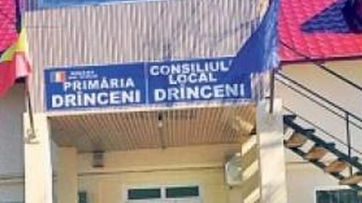 După ce o parte din locuitorii unei comune vasluiene au plecat la muncă în străinătate din cauza sărăciei, primarul și funcționarii se gândesc să plece și ei