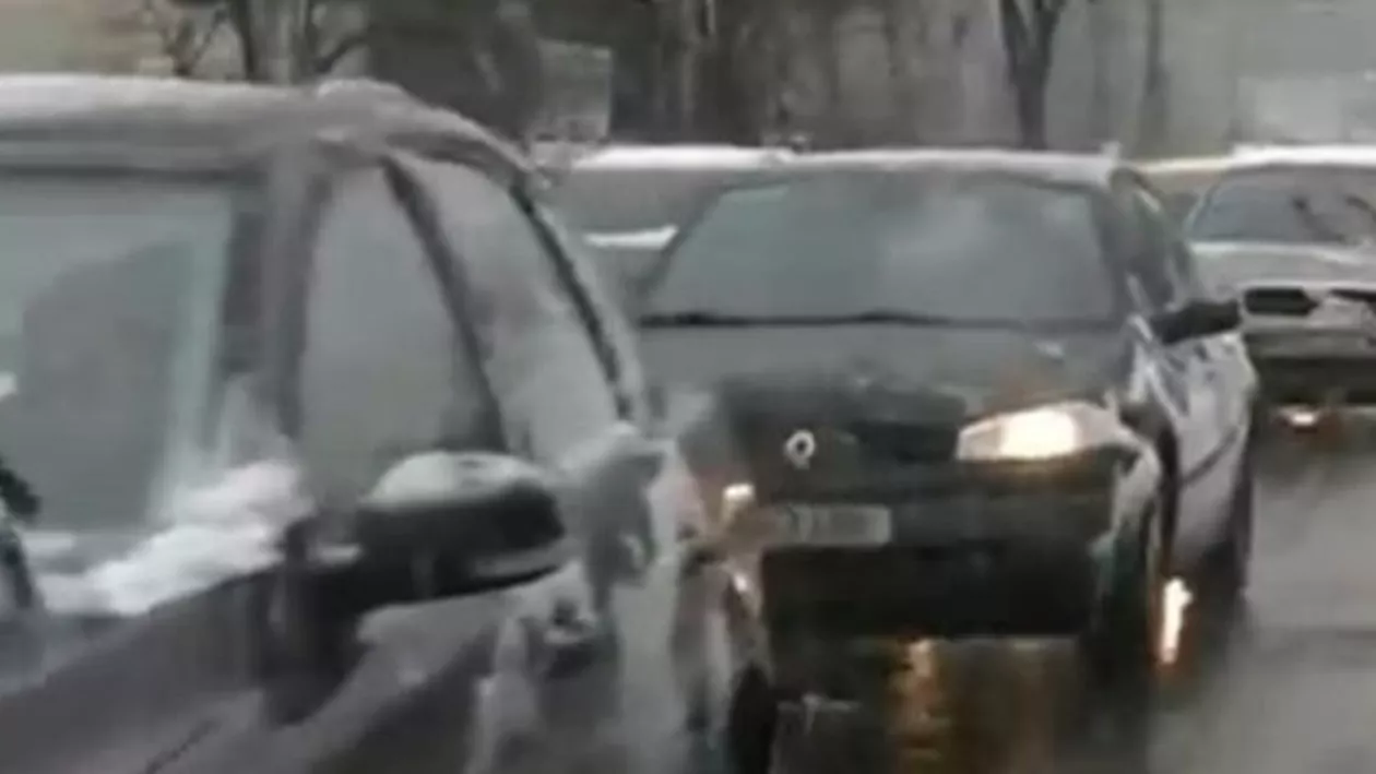 Informare ANM: Ninsori în Moldova, ploi în Dobrogea, Muntenia și Transilvania