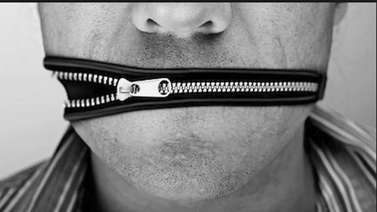 În Parlamentul României a fost depusă "Legea Tăcerii". Art.1: "Prim-ministrul este statul. Indubitabil! Guvernul conduce numai prin ordonanţe de urgenţă. Fără număr!"