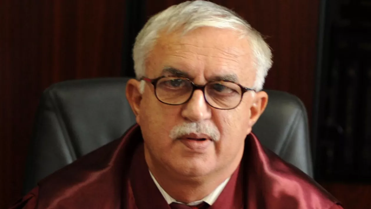 Augustin Zegrean: Unii sunt cu caprele, alții cu câini