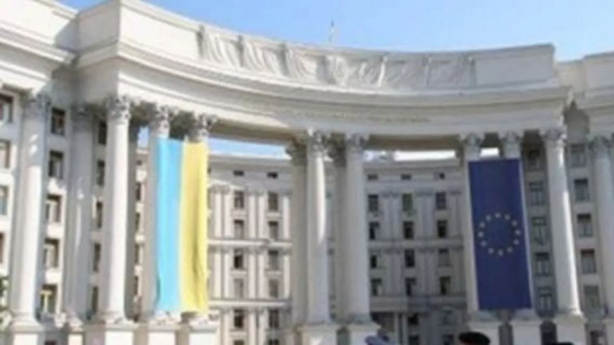 MAE, demersuri în regim de urgență pentru a afla dacă există pasageri români la bordul avionului prăbușit în sudul Franței