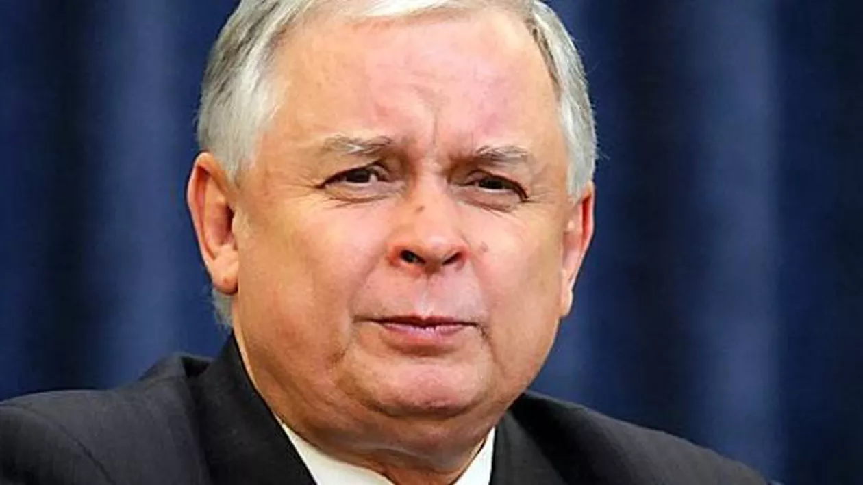 Polonia va inculpa doi controlori ruşi de trafic aerian în cazul accidentului aviatic în care a murit președintele Lech Kaczynski