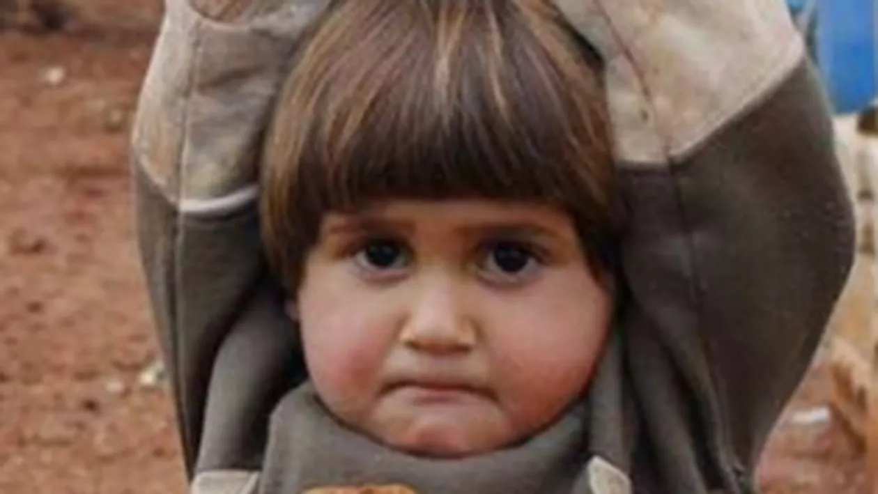Osman Sağirli, fotograful care "a rupt inima internetului" cu poza fetiței din Siria: Am folosit un teleobiectiv și fetița a crezut că este o armă
