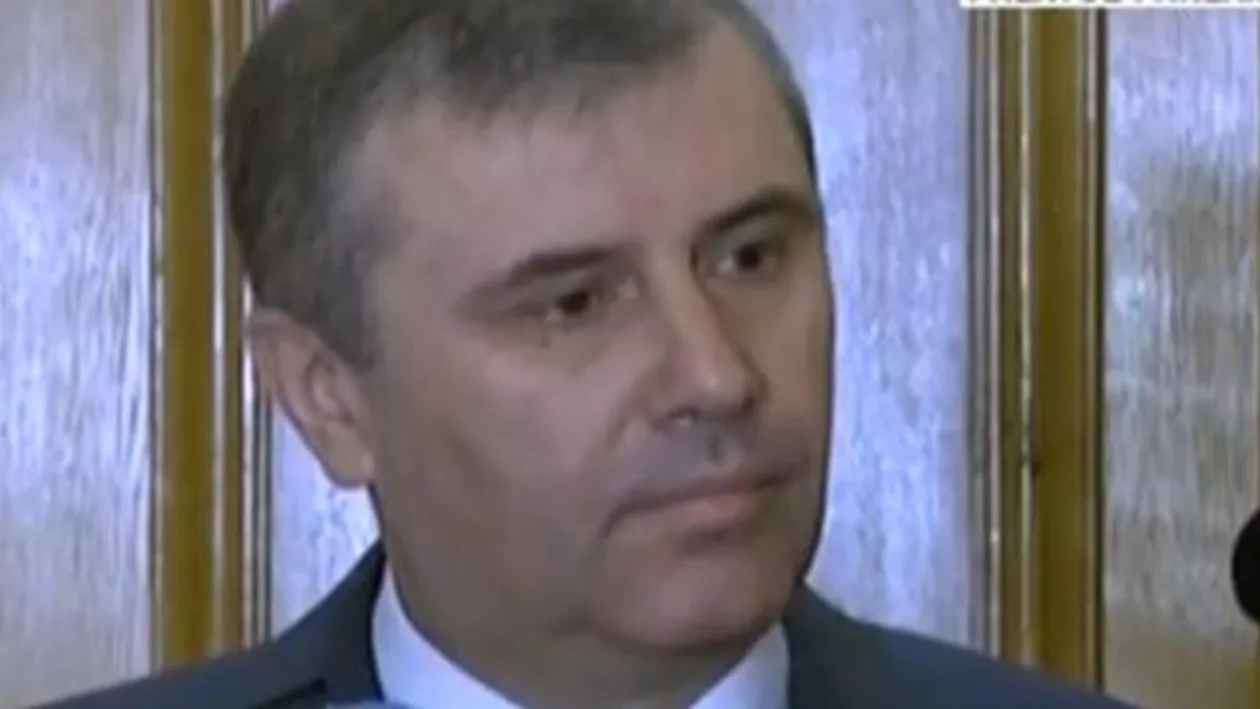 Pentru Antena 3, comisie în câteva zile. Pentru B1 TV, nimic după un an (VIDEO)