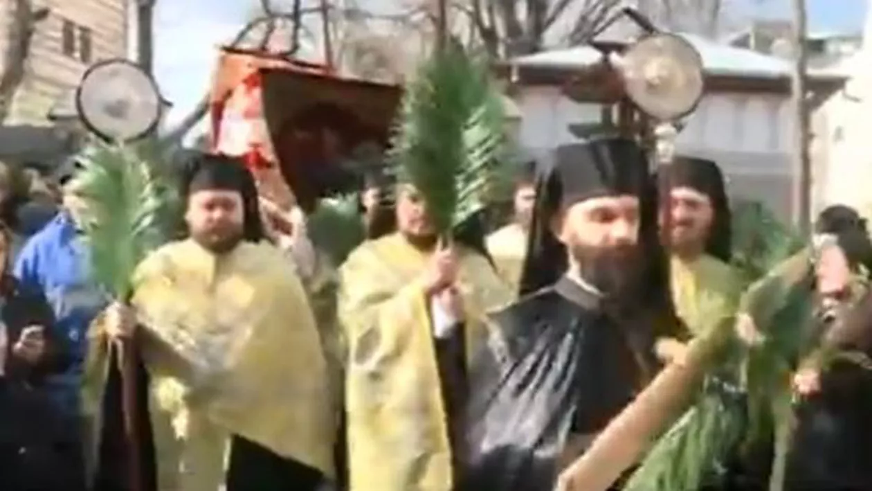 Creştinii ortodocşi sărbătoresc Duminica Floriilor, care aminteşte de intrarea lui Iisus Hristos în Ierusalim (VIDEO)
