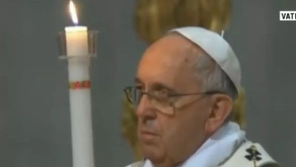 Papa Francisc a oficit slujba de Înviere la Vatican (VIDEO)