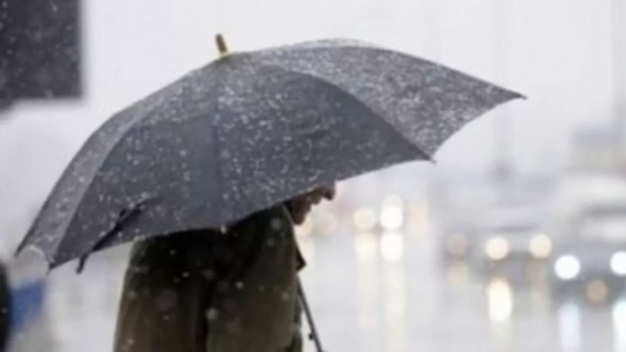 Informare meteorologică de precipitaţii importante cantitativ, ninsori și intensificări ale vântului, până marți la ora 15.00 (VIDEO)