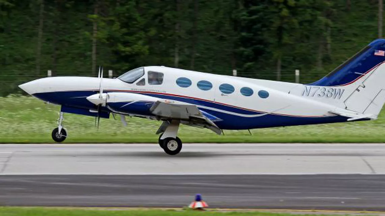 Tragedie aviatică in SUA. Cel puțin cinci persoane au murit în urma prăbușirii unui avion ușor în statul american Illinois