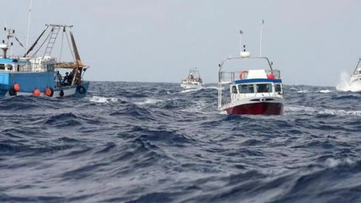 Trupul unuia dintre românii dispăruţi în urma naufragiului din Marea Adriatică a fost găsit