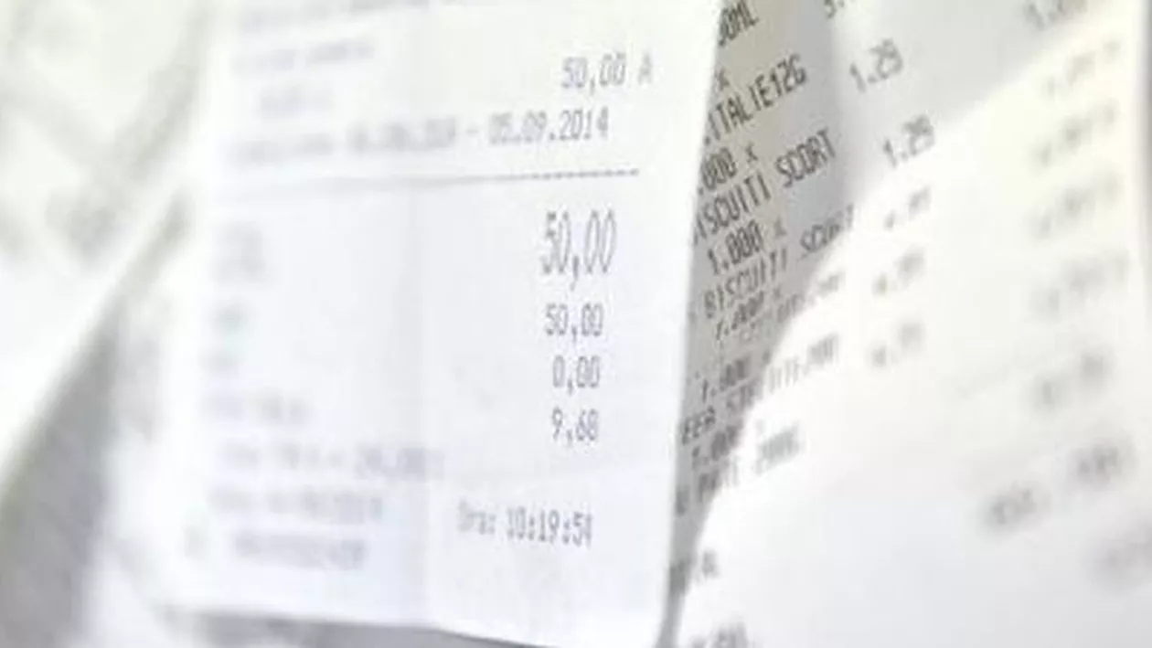 Un arădean a adunat peste 1.500 bonuri fiscale din coşuri de gunoi. Dintre acestea, 23 sunt câştigătoare la loterie