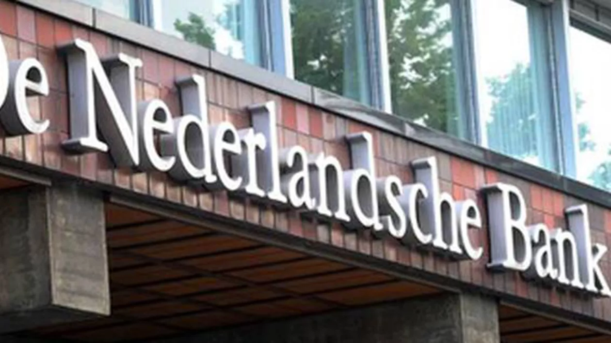 O femeie a fost concediată de la Banca Centrală a Olandei pentru că în timpul liber era prostituată de lux