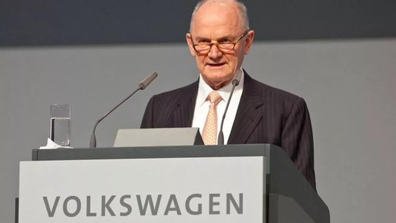 Ferdinand Piech, președintele Volkswagen, a părăsit conducerea companiei