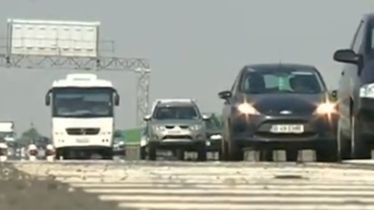 Din 30 aprilie, taxa de drum de la Fetești poate fi plătită prin SMS