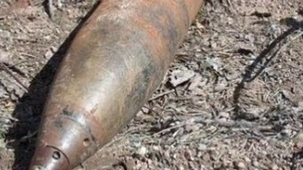 Un proiectil exploziv, din Al Doilea Război Mondial, a fost descoperit în Botoșani