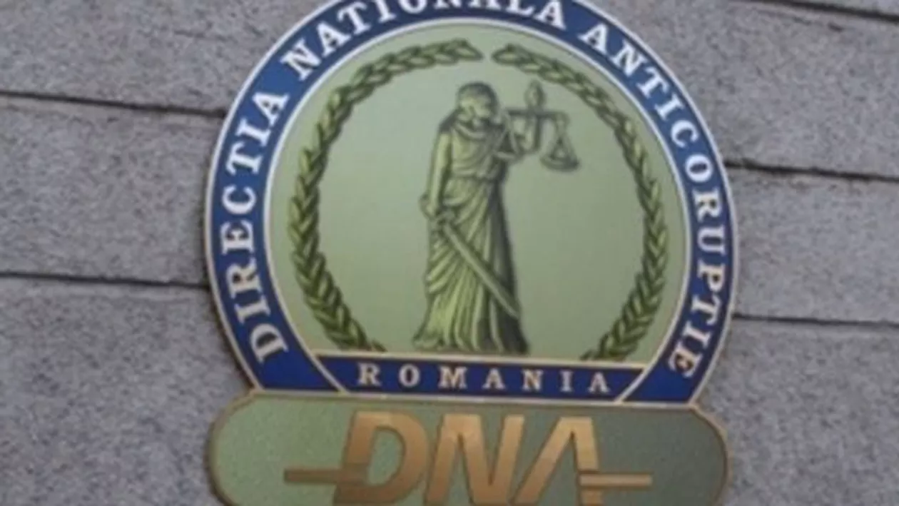Percheziţia la Primăria Timişoara s-a încheiat după circa 16 ore: Au fost ridicate mii de documente, care vor fi verificate la București