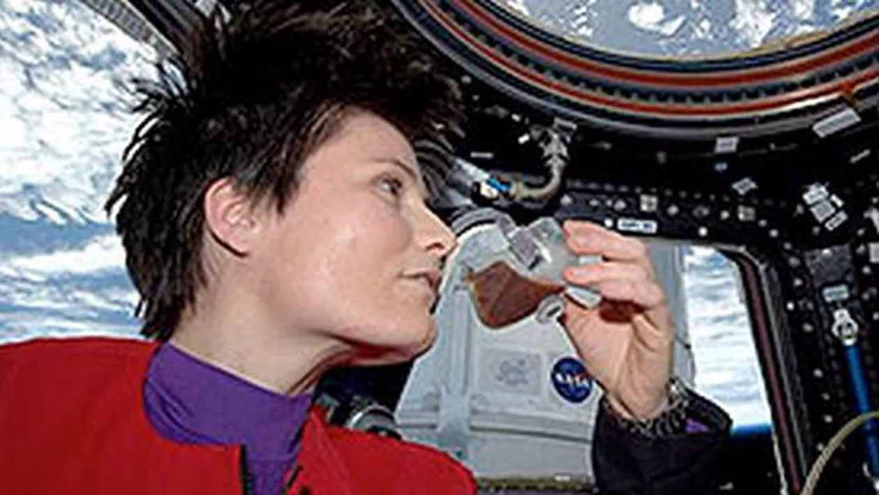 Astronauții au băut prima cană de cafea espresso preparată în condiții de gravitație zero, la bordul Stației Spațiale Internaționale