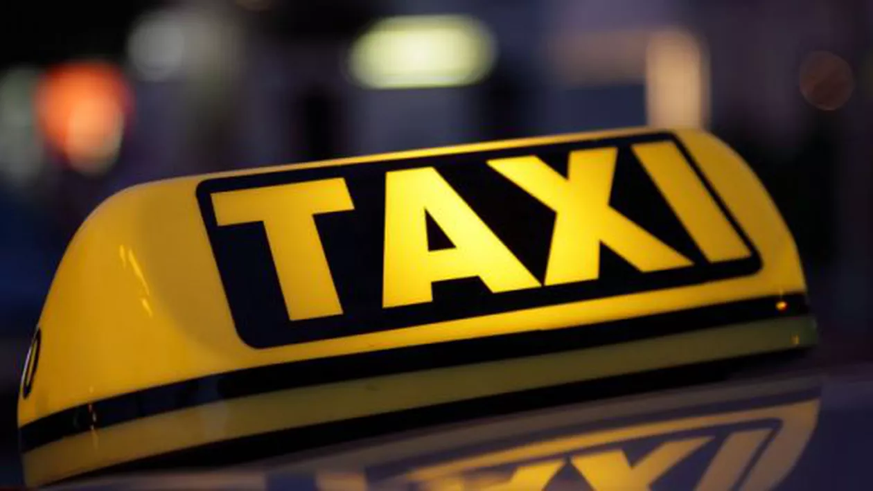 Un taxi plin de etnobotanice a fost blocat de poliție și jandarmerie (VIDEO)