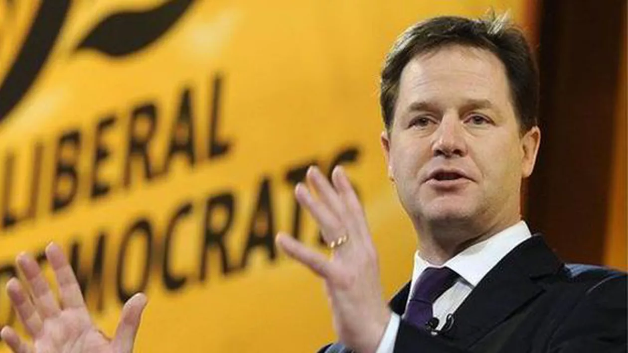 Marea Britanie: Nick Clegg a demisionat de la conducerea Partidului Liberal Democrat, în urma rezultatului obținut la alegerile parlamentare