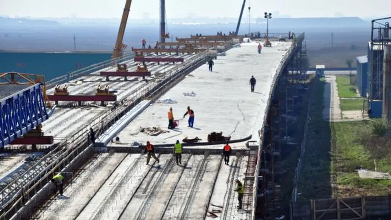 Autostrada București-Ploiești nu a fost finalizată, dar CNADNR este dată în judecată de italienii care au construit 16 km în șapte ani