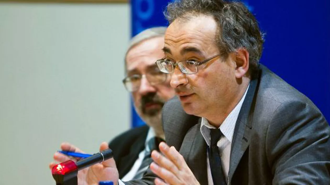 Traian Ungureanu: Teodor Atanasiu nu mai poate rămâne în partidul pe care crede că și l-a făcut escrocând PDL