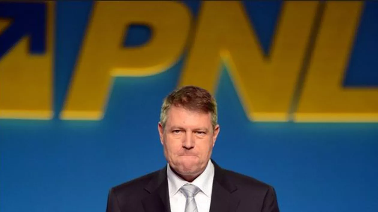 Klaus Iohannis va primi din partea liderilor PNL distincţia I.C.Brătianu