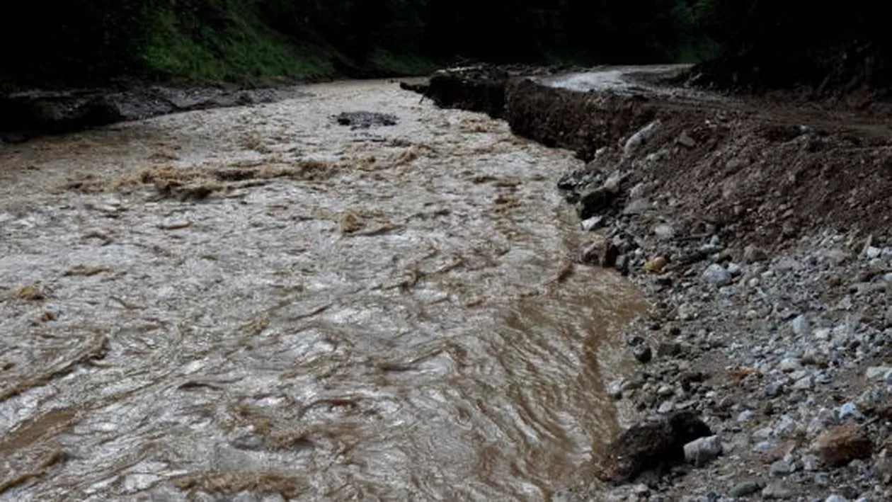 Atenționare hidrologică: Cod galben de inundații valabil până la ora 21:00, pe râuri din cinci județe