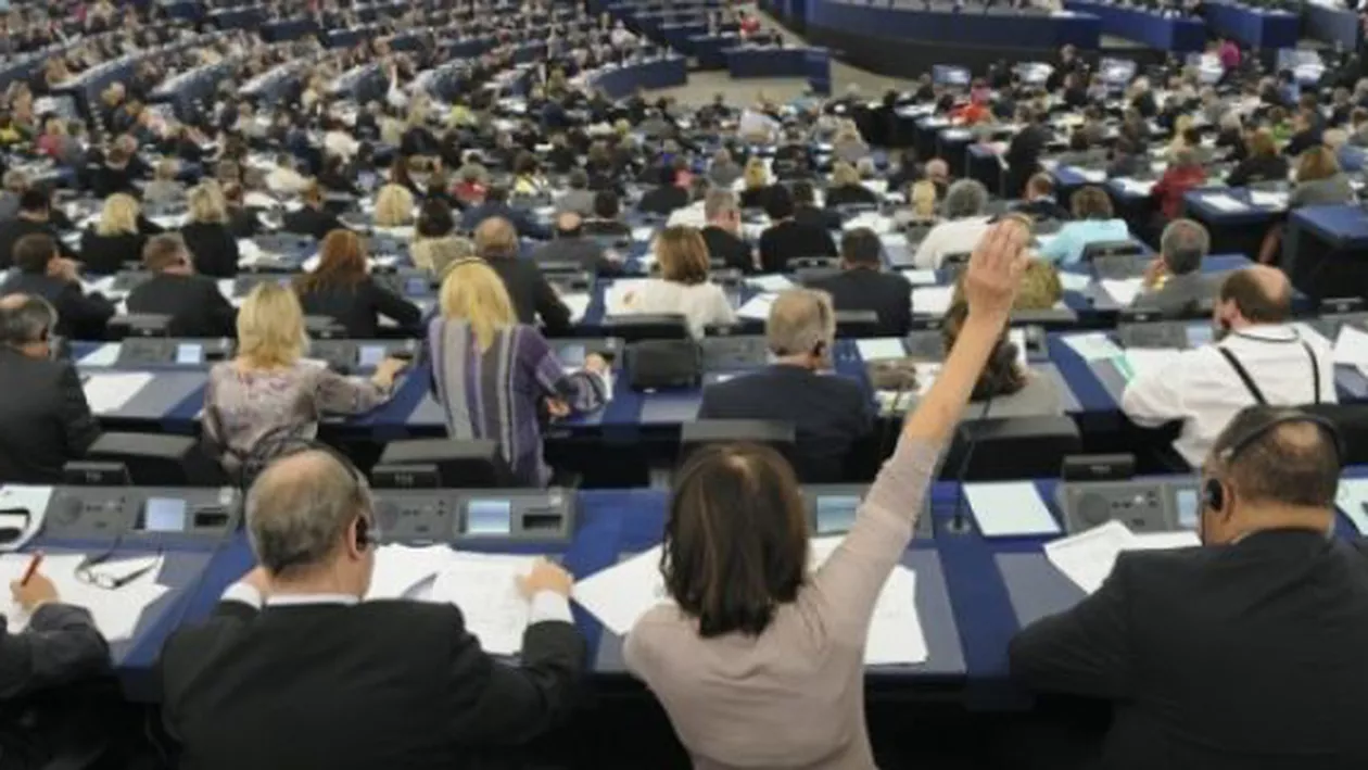 Bruxelles: 42 de români care își deschid o firmă pot primi ajutor din partea autorităților - 25.000 de euro pentru cel puțin doi oameni angajați