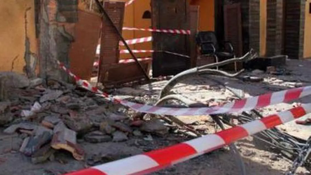 Italia: Atac cu bombă la o primărie din Sardinia