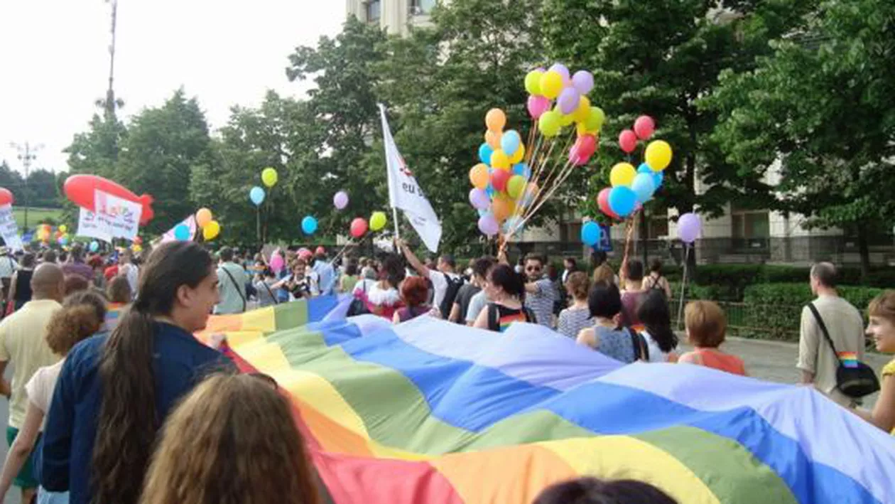 Trafic restricţionat sâmbătă în centrul Capitalei, pentru Marşul Normalităţii şi Marşul Diversităţii