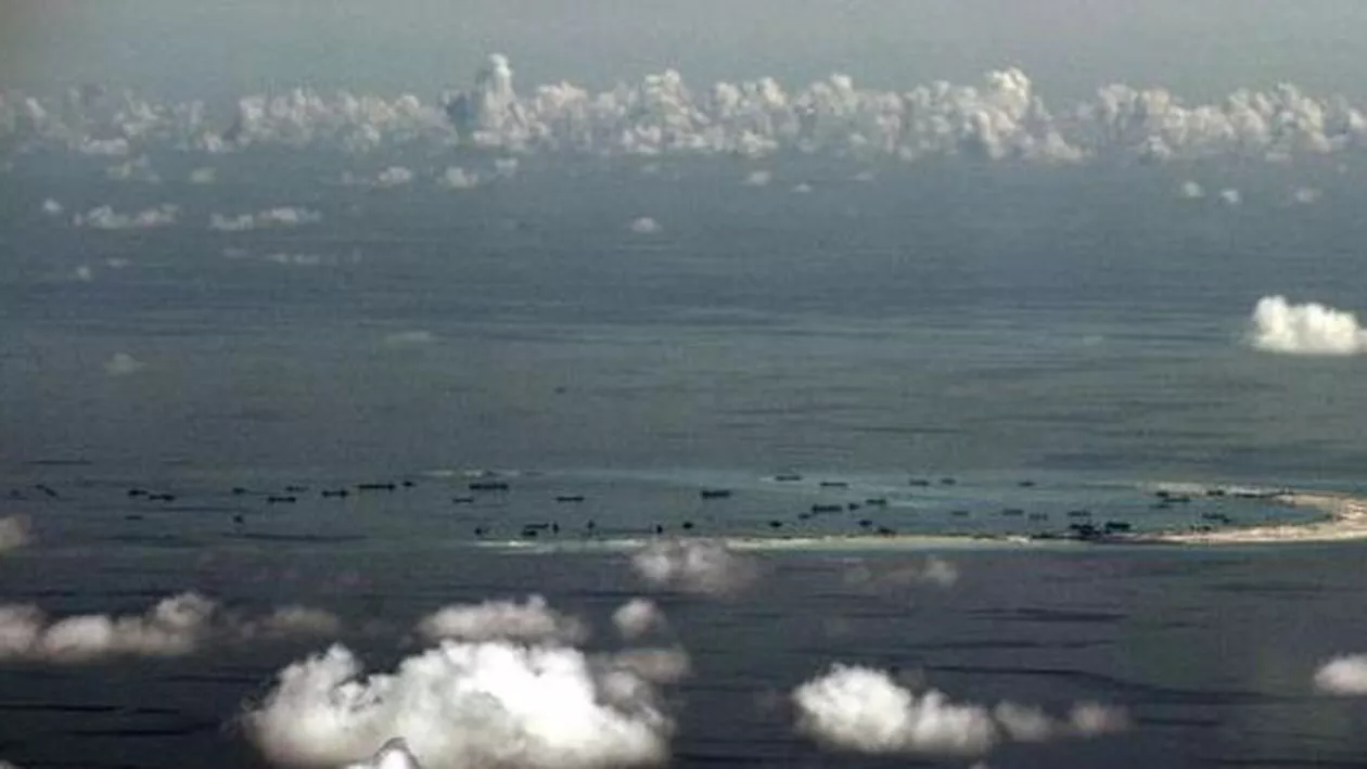 Beijingul acuză că acţiunile SUA în Marea Chinei de Sud ameninţă pacea regională