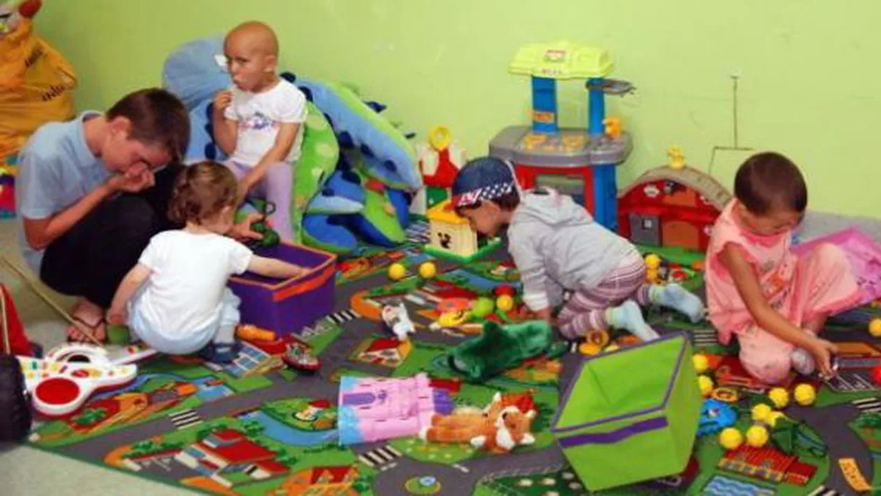 Secţia de Pediatrie a spitalului din Timişoara, renovată de voluntari: Primăria şi unitatea sanitară nu au dat nicio mână de ajutor