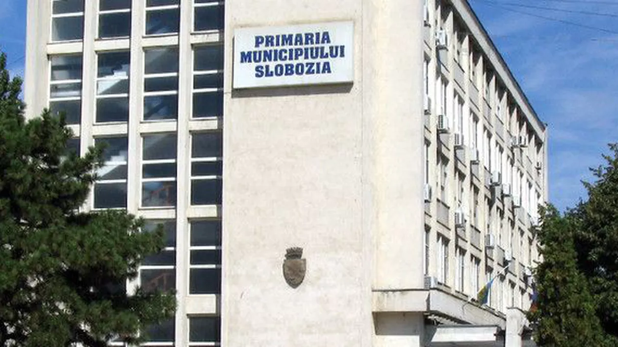 Primarul municipiului Slobozia, trimis în judecată pentru fals și instigare la fals