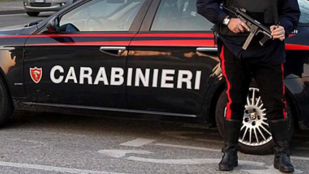 Italia: Doi romi căutați de autorități după ce au accidentat mortal o filipineză și alte opt persoane au fost grav rănite