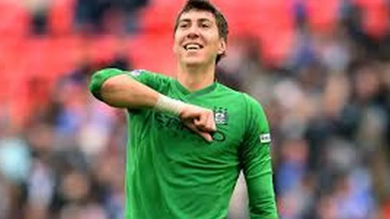 Costel Pantilimon este în echipa anului în Premier League. "Uriașul din România" i-a bătut pe De Gea și Courtois