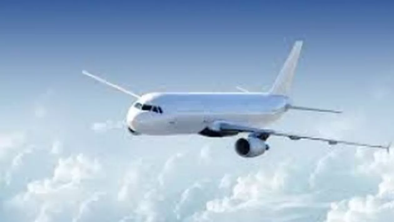 Însoţitori de bord ai unei companii aeriene poloneze, acuzaţi de trafic de droguri