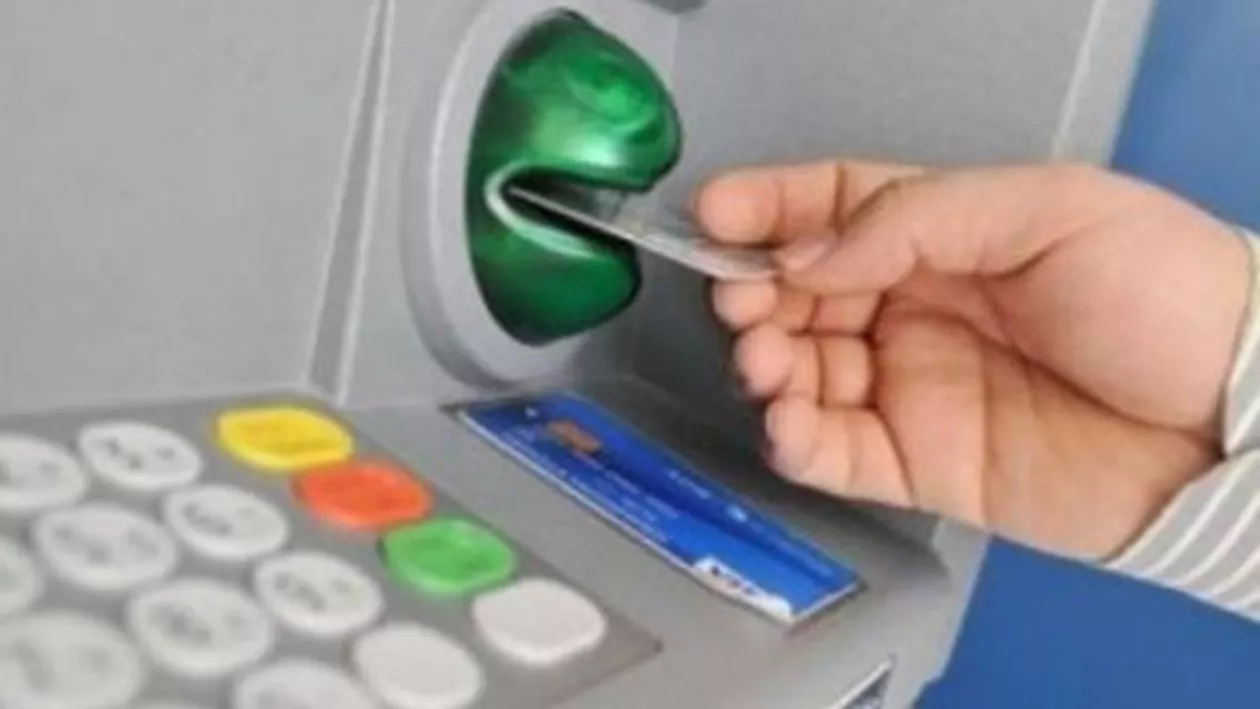 BCR opreşte temporar duminică seară sistemul informatic între orele 22:00 – 24:00