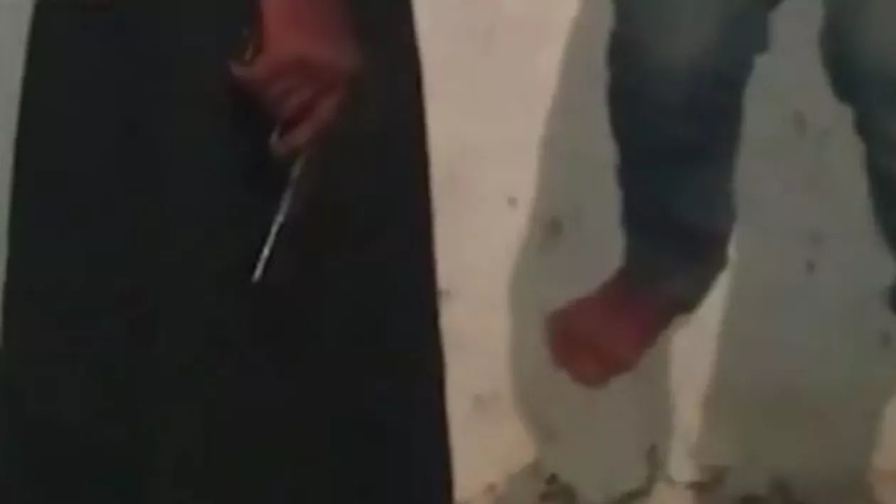 Băiat de 14 ani, torturat de militanţi ai grupării Stat Islamic (VIDEO)