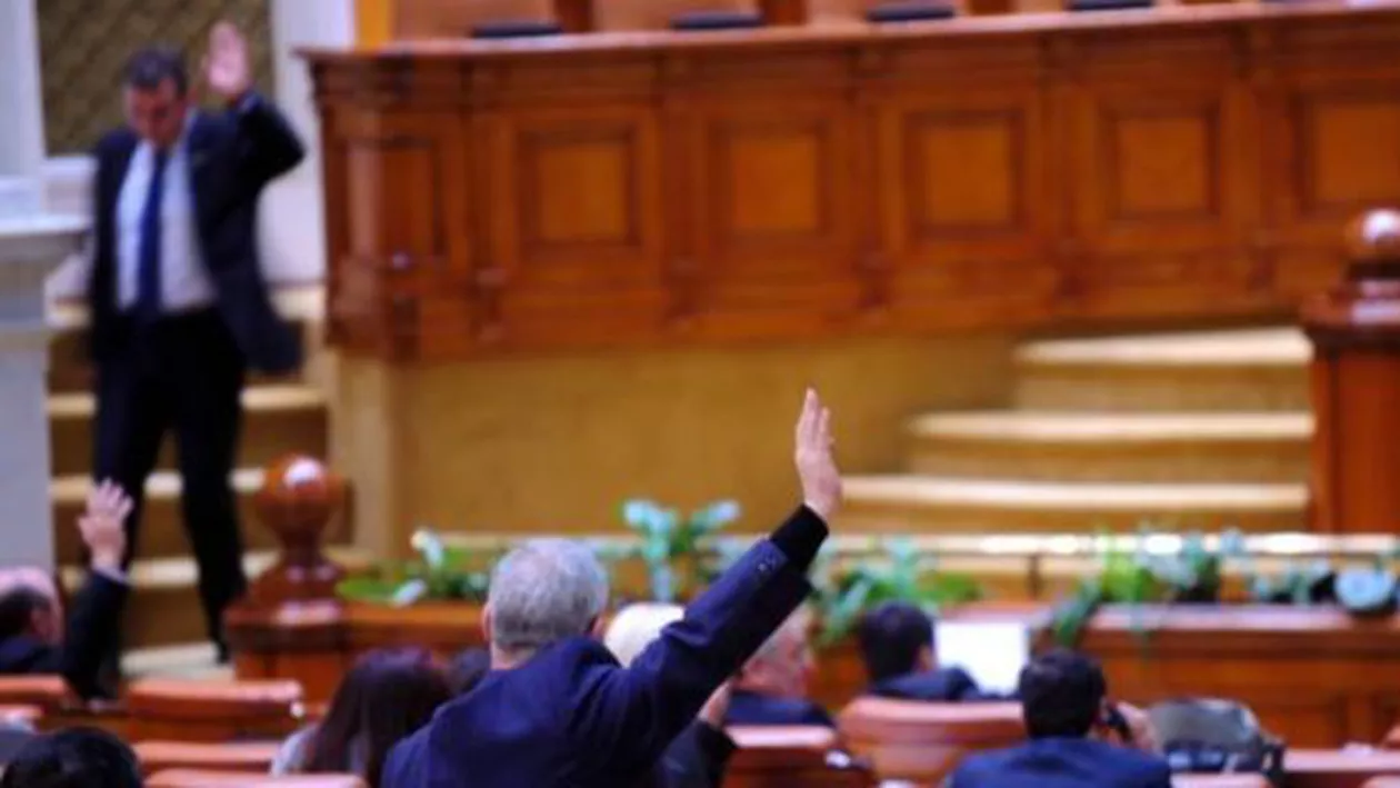 Modul în care s-a ajuns la dublarea alocațiilor, o decizie la plesneală care arată o atitudine iresponsabilă ce caracterizează politicianismul autohton