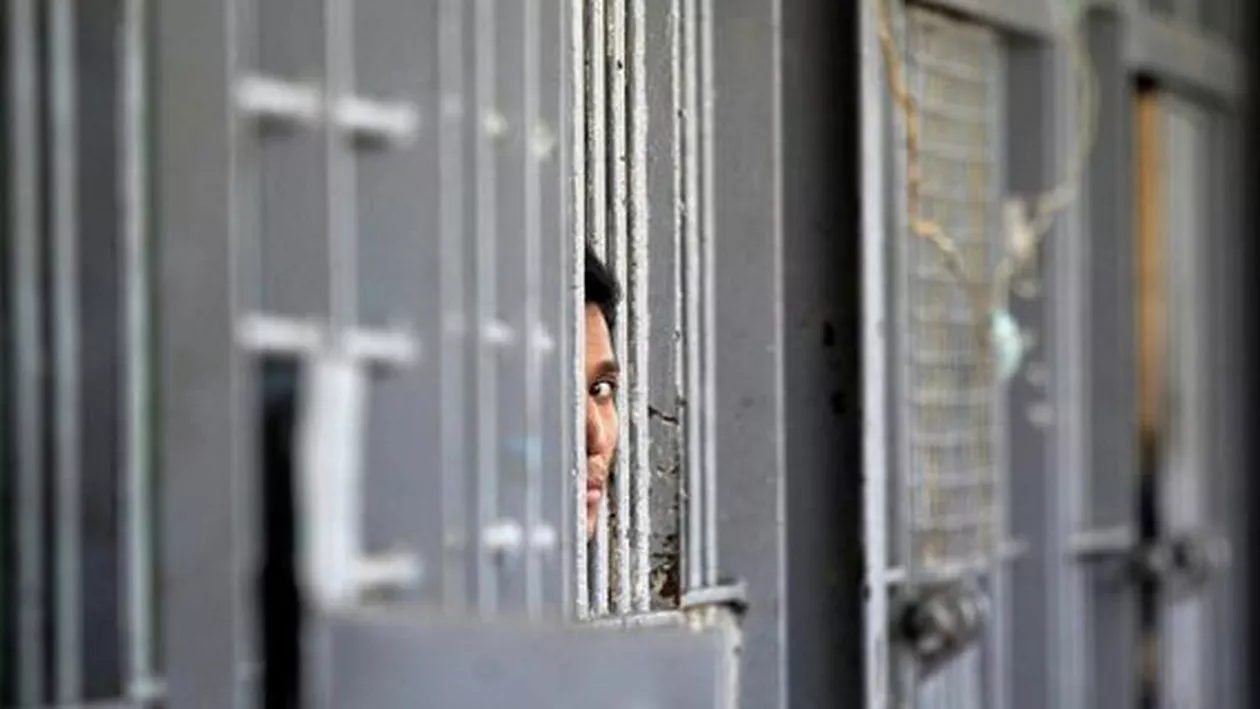 Alba: Un deținut care își ispășea pedeapsa în regim deschis a evadat din Penitenciarul Aiud în momentul în care era la muncă