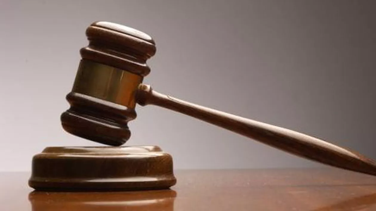 Vaslui: Condamnare de 5 ani și 4 luni de închisoare pentru proxenetul care ar fi oferit minore inclusiv fotbalistului Papp