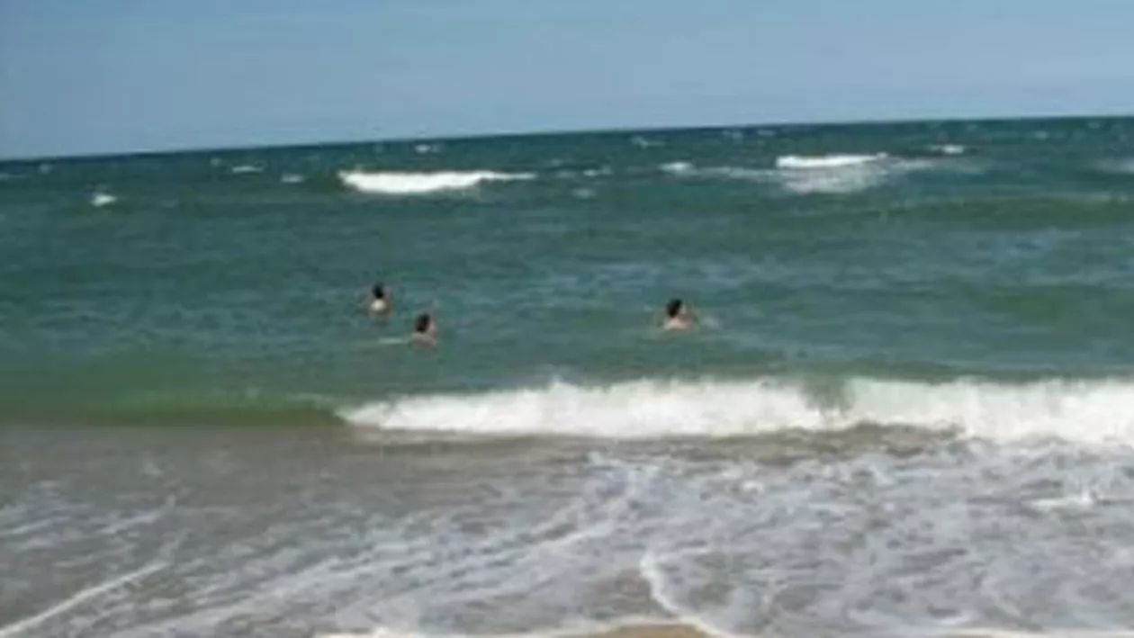 Un tânăr a murit înecat la Jupiter, după ce a ignorat avertismentele salvamarilor