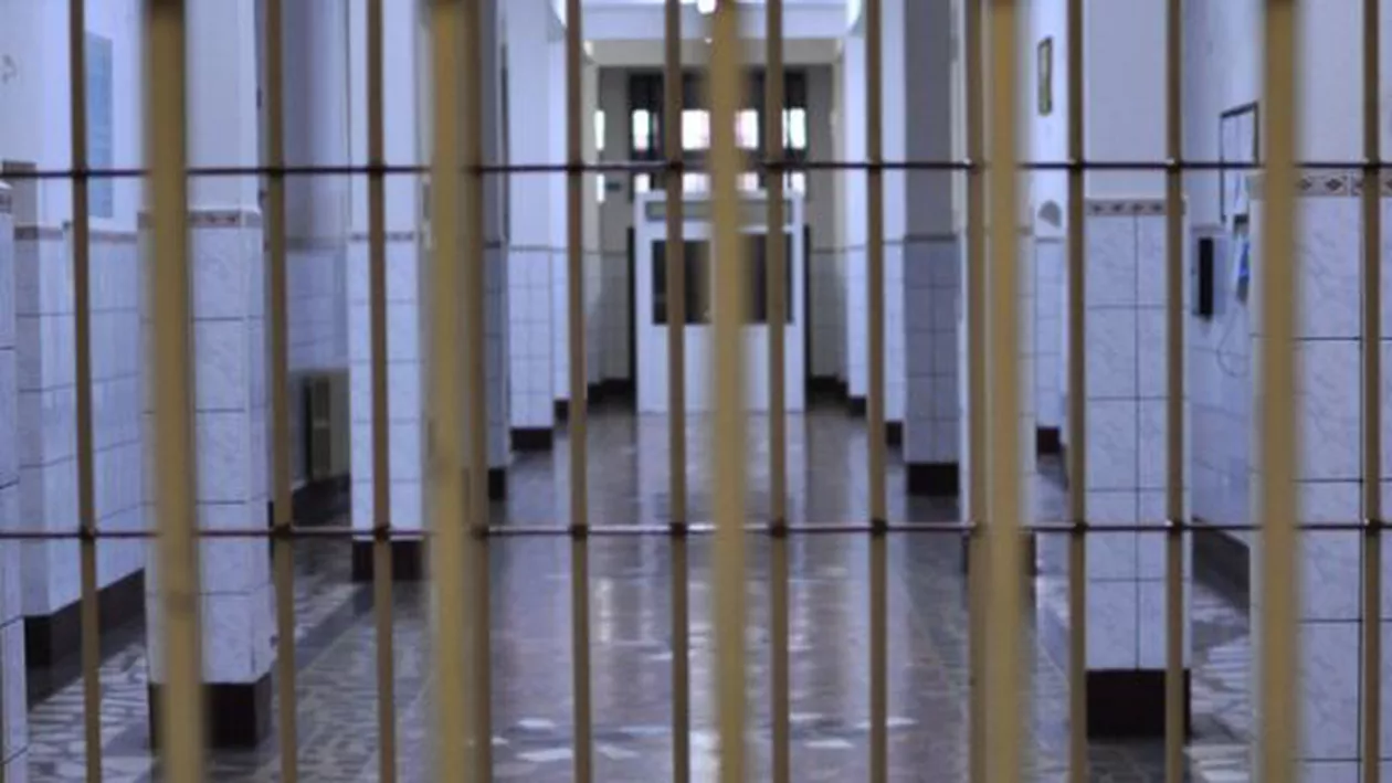 Conducerea Administraţiei Naţionale a Penitenciarelor, în negocieri cu sindicaliştii după ce un agent a fost bătut de un deţinut la Jilava