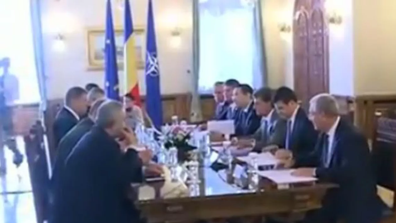 Iohannis, consultări cu reprezentanții Puterii: Documentul privind strategia națională de apărare trebuie să își continue parcursul (VIDEO)