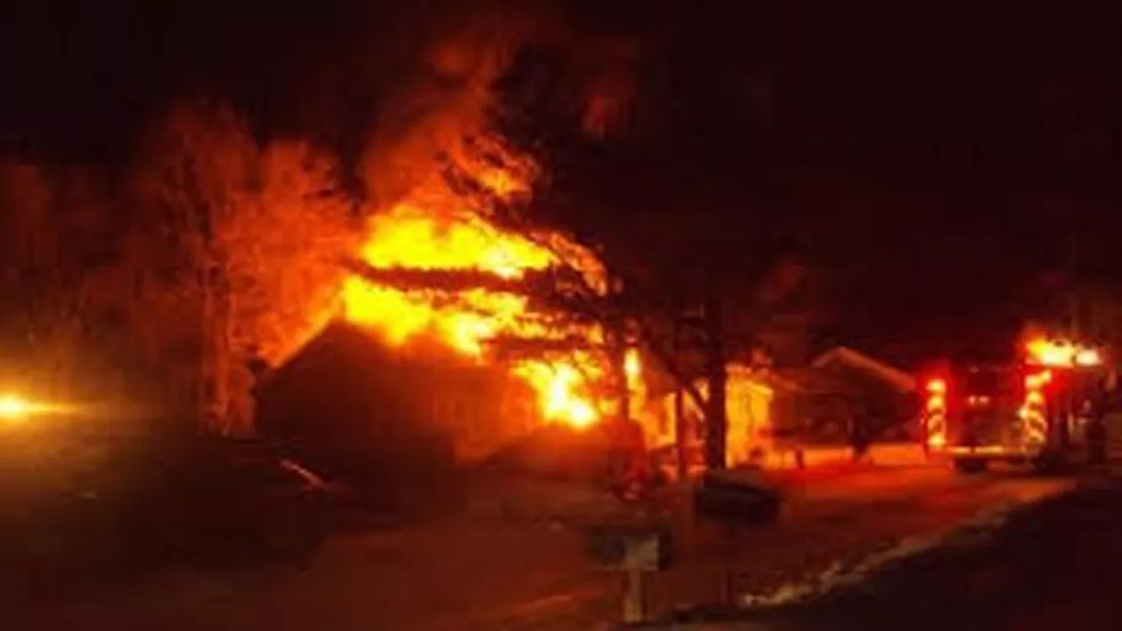 Incendiu puternic la o uzină chimică din sudul Israelului: Un rezervor cu amoniac a luat foc