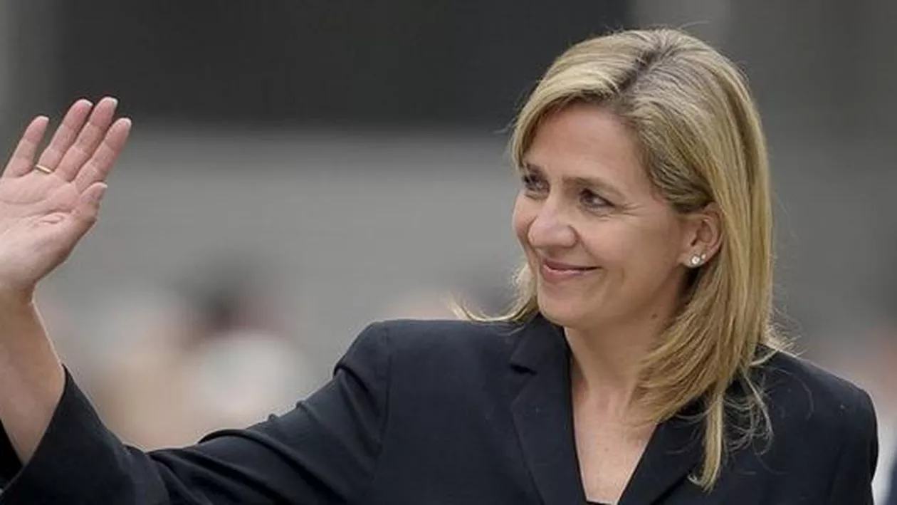 Regele Spaniei, Felipe al VI-lea, îi retrage titlul de ducesă surorii sale, infanta Cristina, acuzată de delicte fiscale