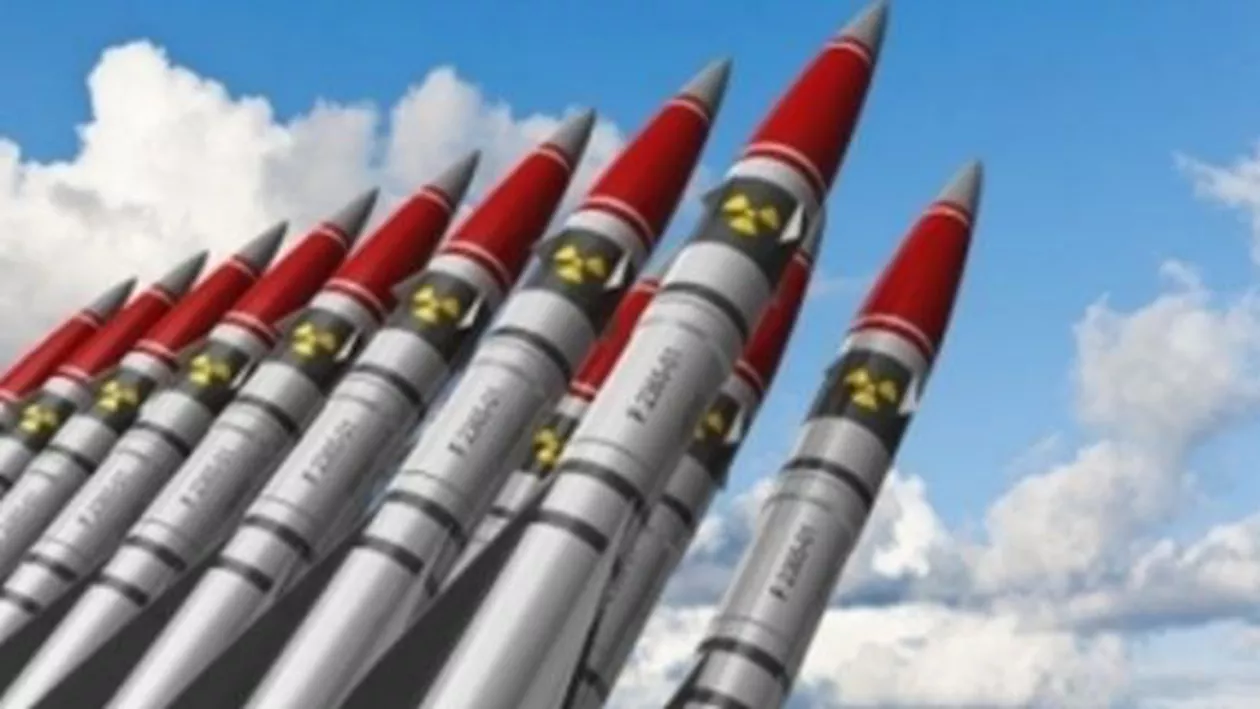 Raport: Numărul focoaselor nucleare este în scădere, dar cele nouă state care dețin arme nucleare continuă să le dezvolte sau să le modernizeze pe cele existente