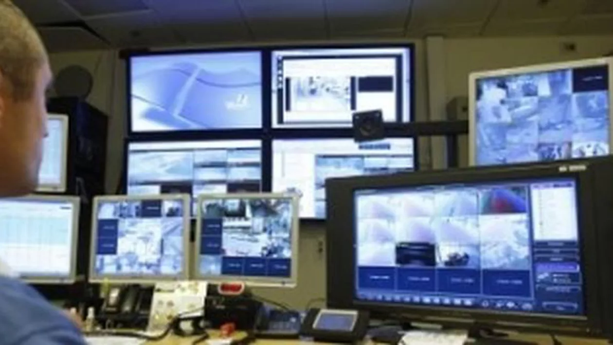 Marea Britanie, forțată să retragă spioni: Rusia și China ar fi avut acces la documente ultrasecrete sustrase de fostul consultant american Edward Snowden