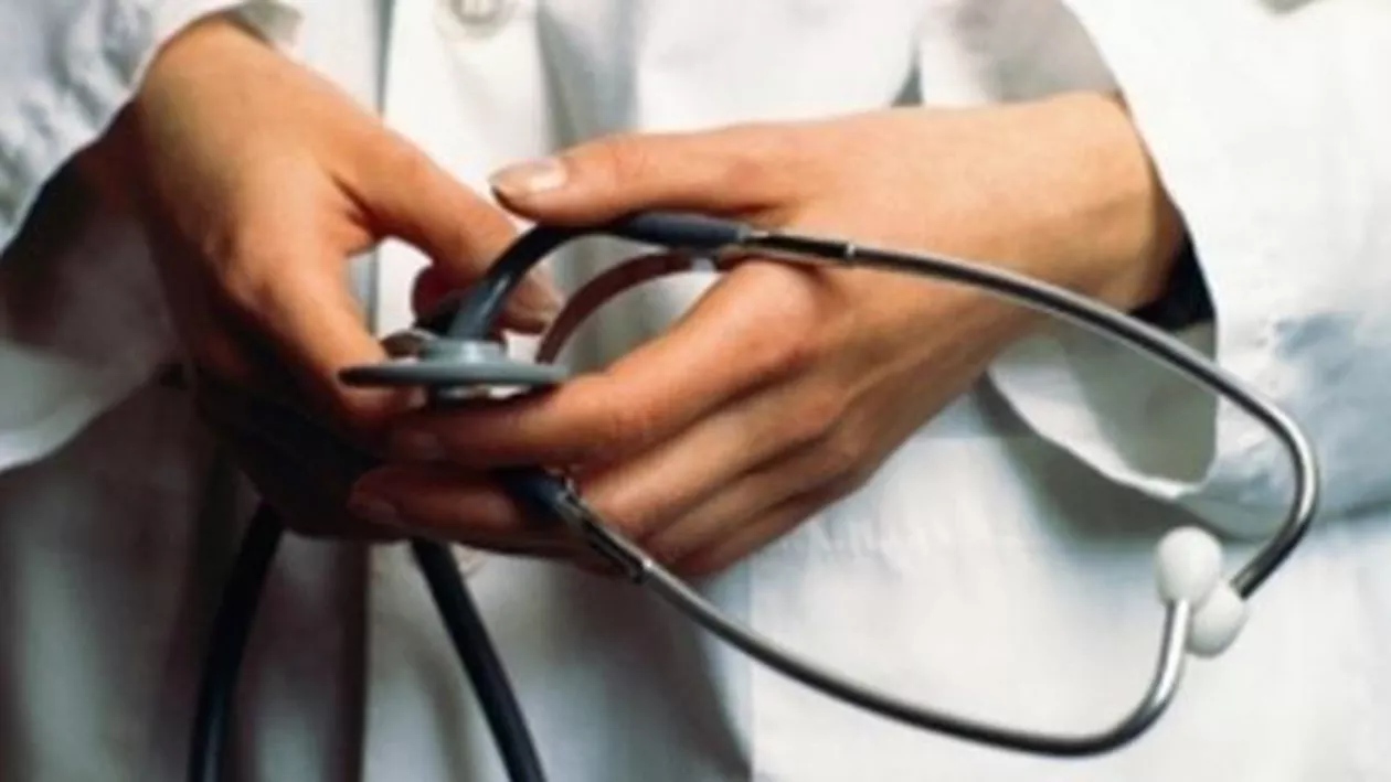 Şefa Serviciului de Expertiză Medicală din Brăila, arestată preventiv pentru luare de mită în formă continuată