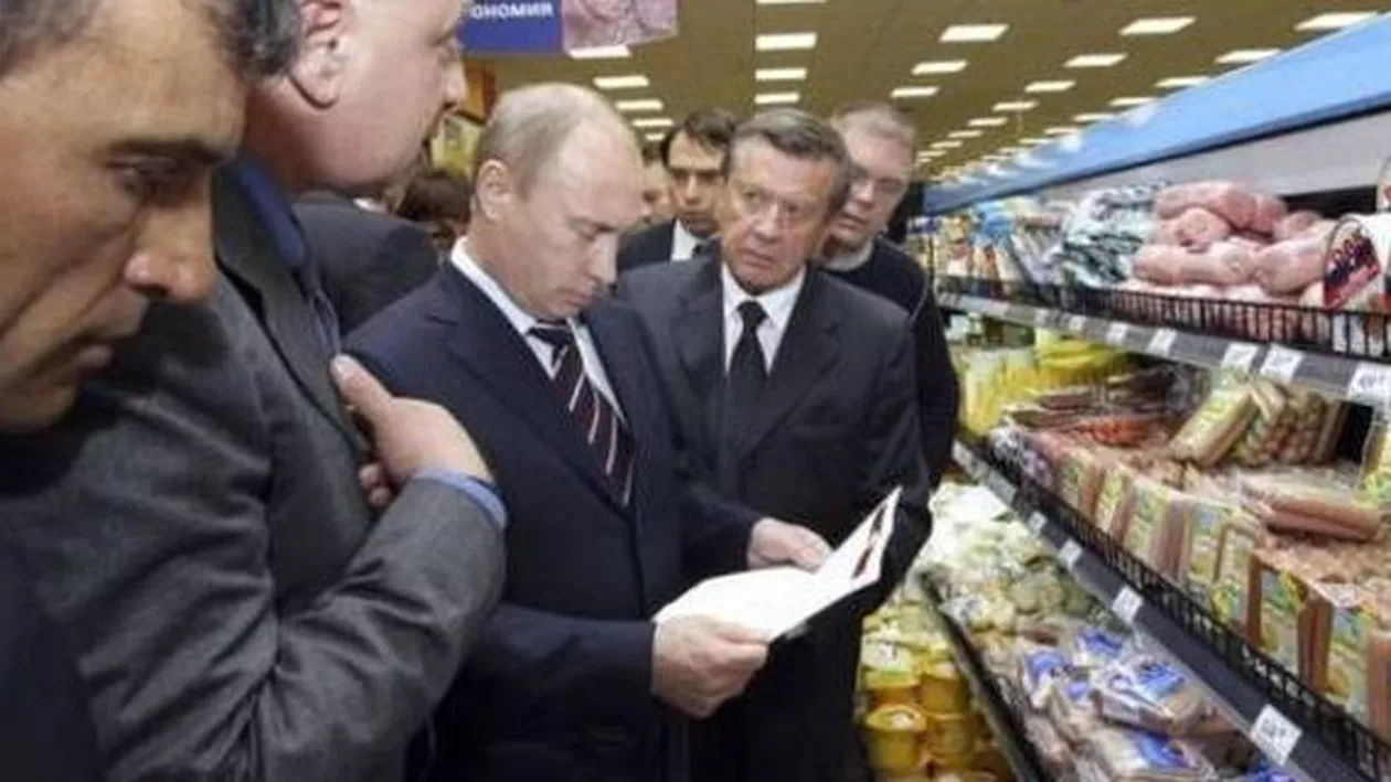 Rusia prelungește cu șase luni interdicția importării unor alimente din Occident