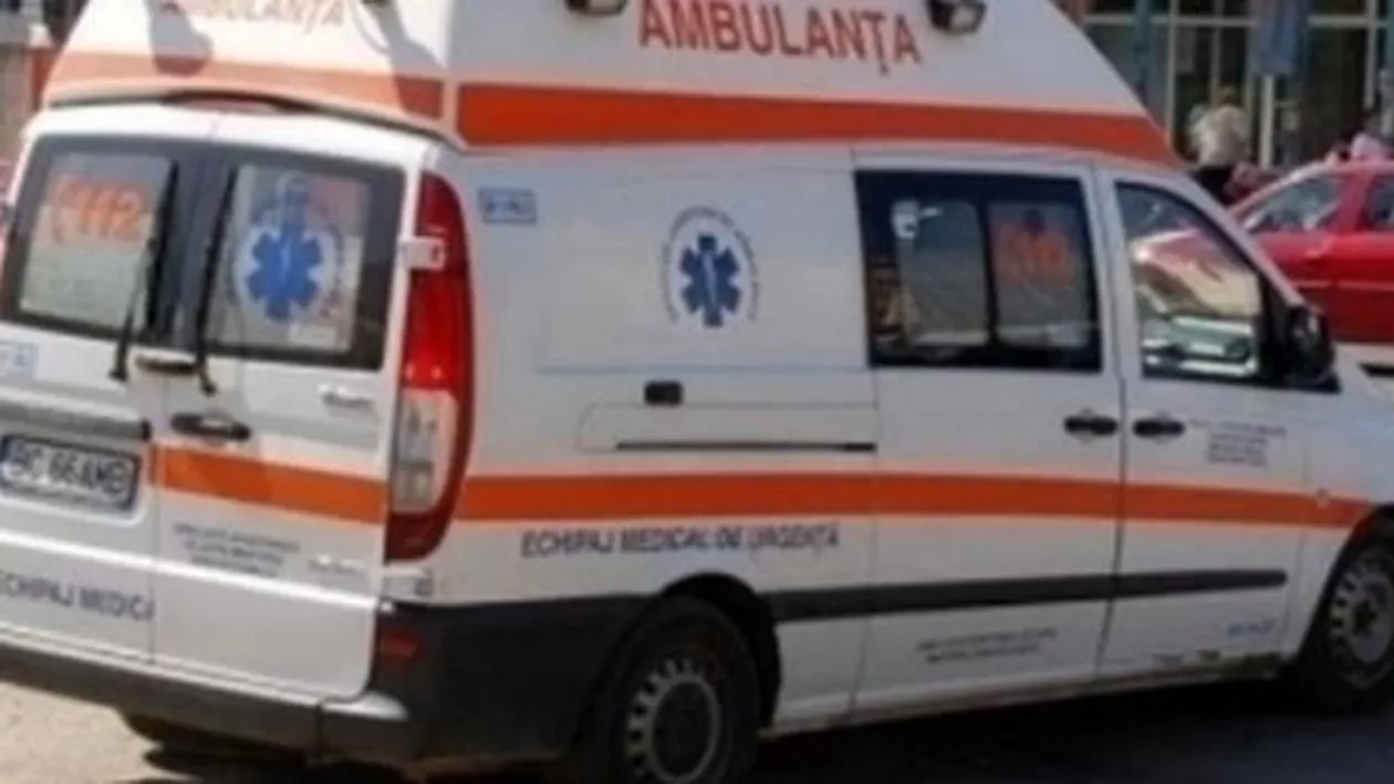 Timișoara: O femeie în vârstă de 28 de ani a născut în stația de tramvai